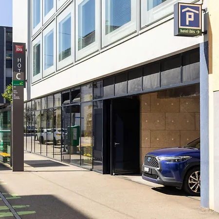 Hotel Ibis Bahnhof 2*